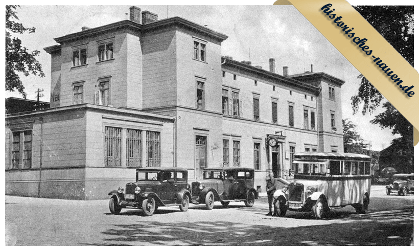 Bahnhof Nauen mit Omnibus um 1930